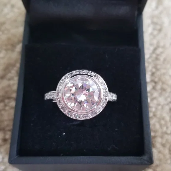 **NWT** Art Deco Silver and Crystal Ring Size 8 Vintage Great Gatsby - Picture 2 of 4